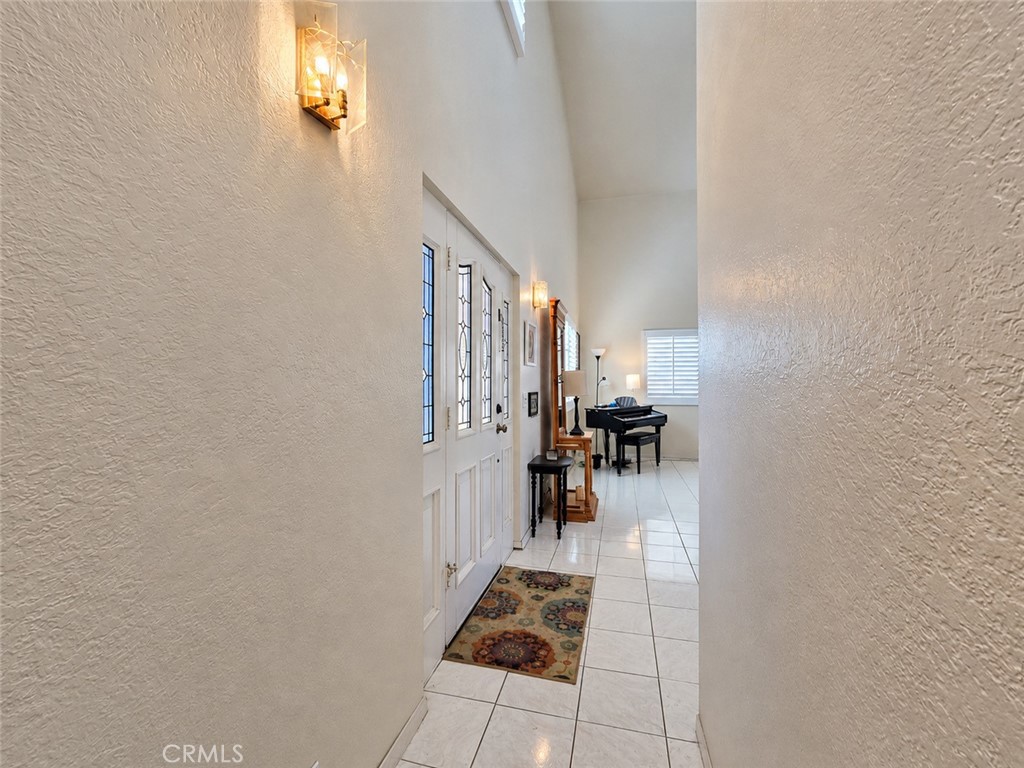 18370 Niagara Property Photo 32