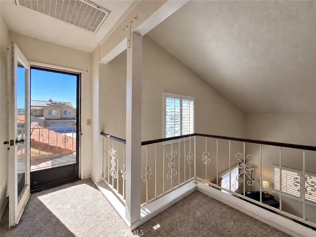 18370 Niagara Property Photo 36