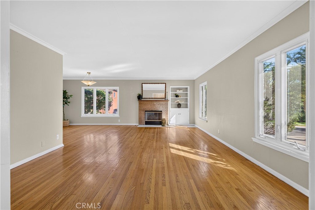 345 Park Avenue Property Photo 4
