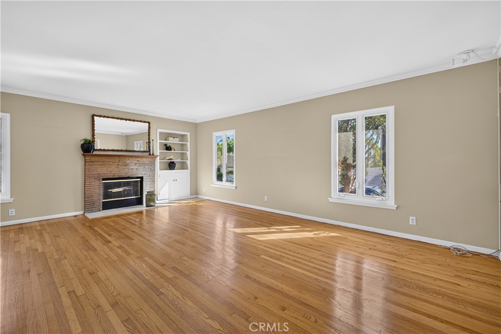 345 Park Avenue Property Photo 7