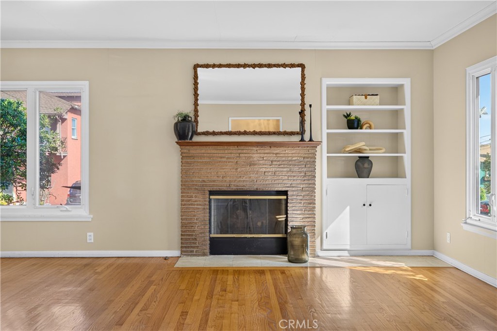 345 Park Avenue Property Photo 8