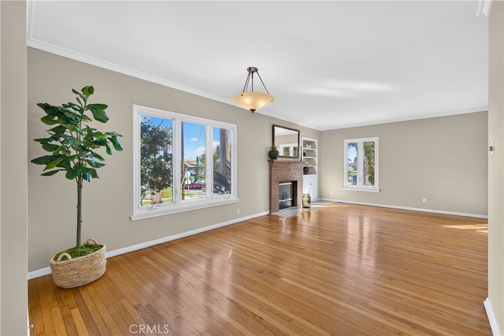 345 Park Avenue Property Photo 11