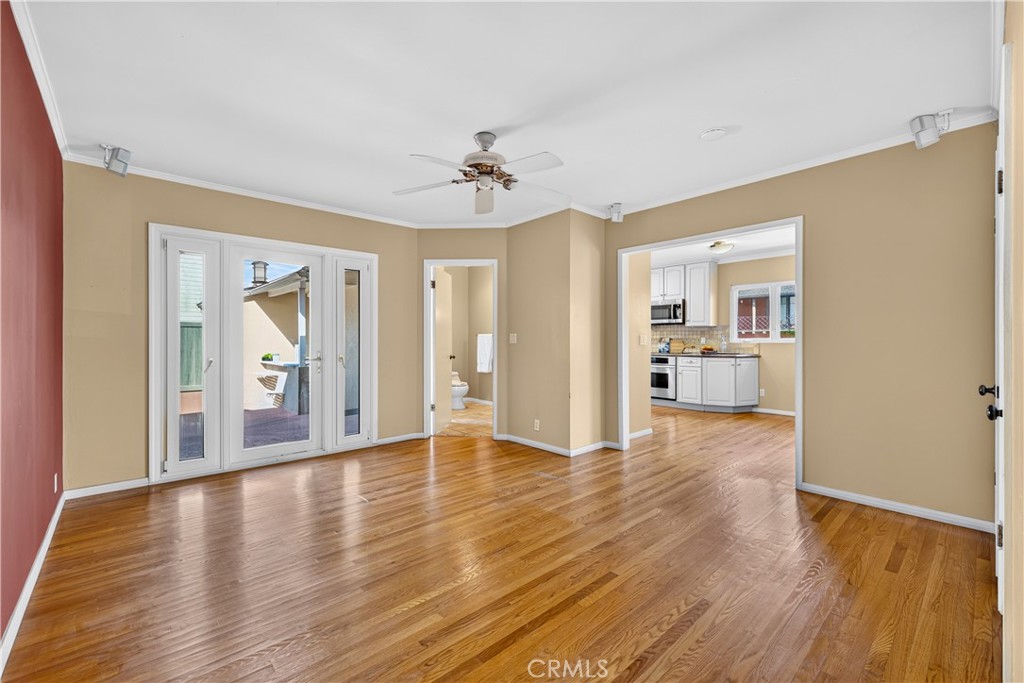345 Park Avenue Property Photo 23