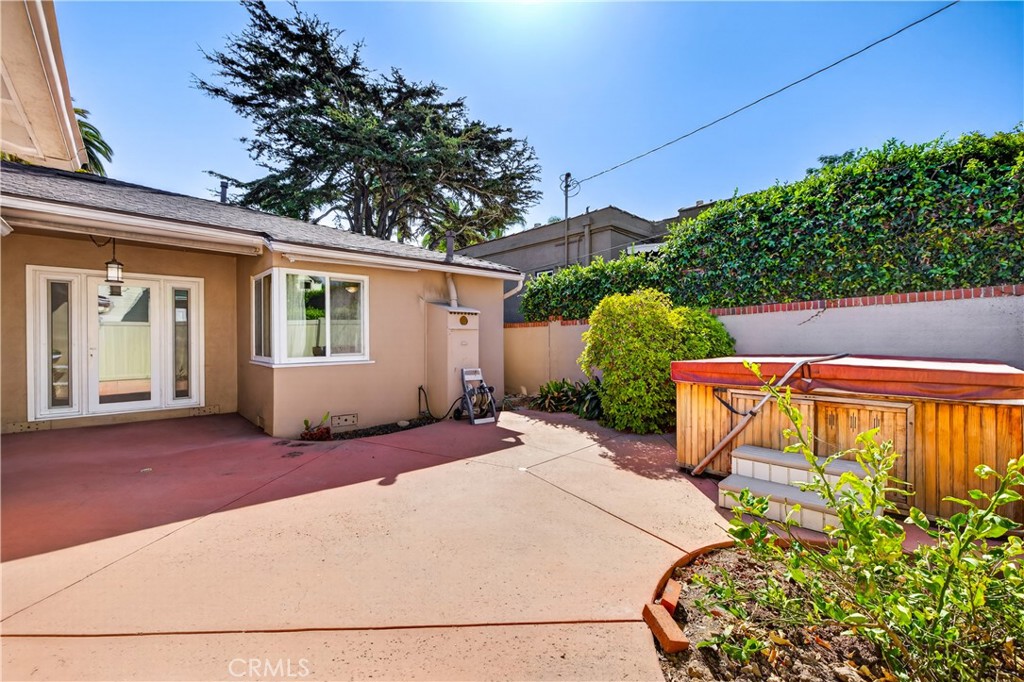 345 Park Avenue Property Photo 27