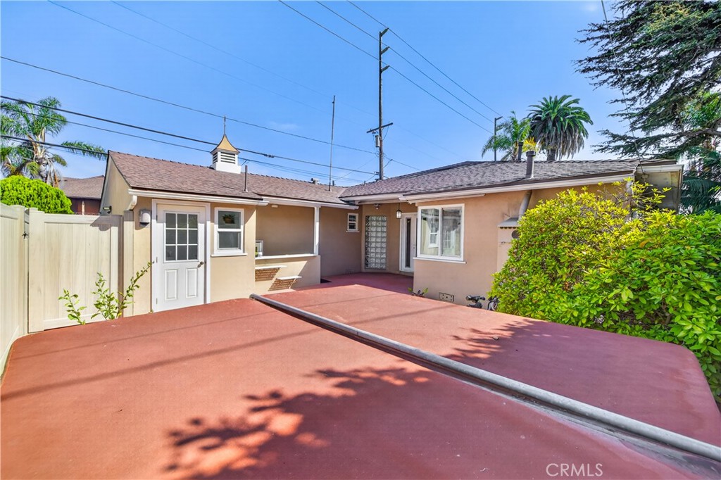 345 Park Avenue Property Photo 30