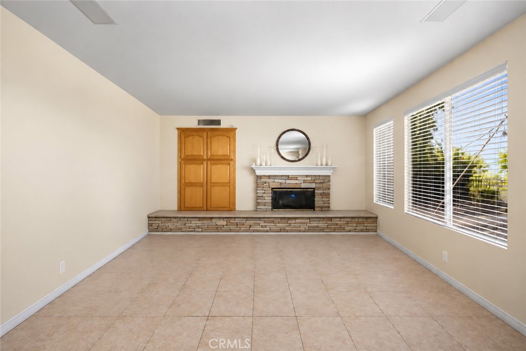 23041 Poplar Property Photo 11