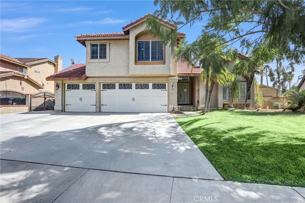 17102 Whispering Brook Property Photo 3