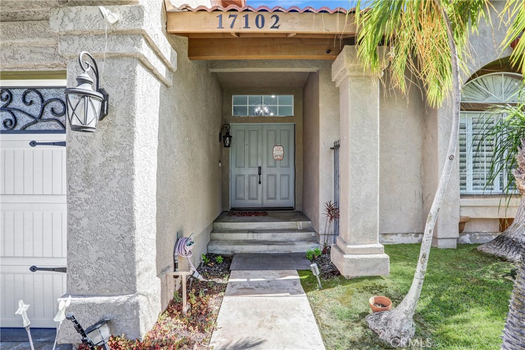 17102 Whispering Brook Property Photo 6