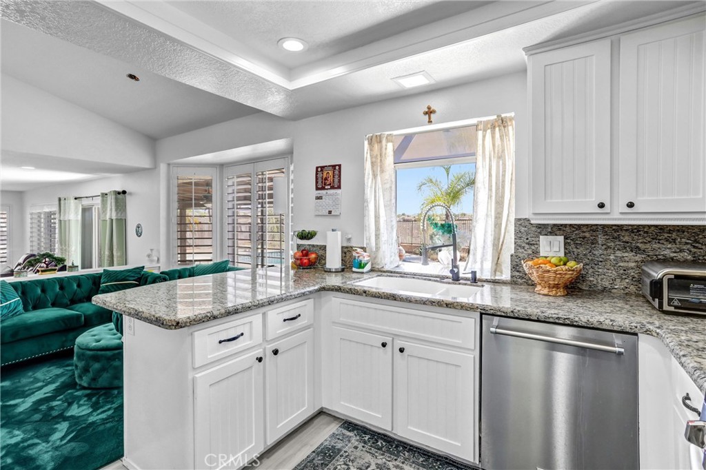 17102 Whispering Brook Property Photo 19
