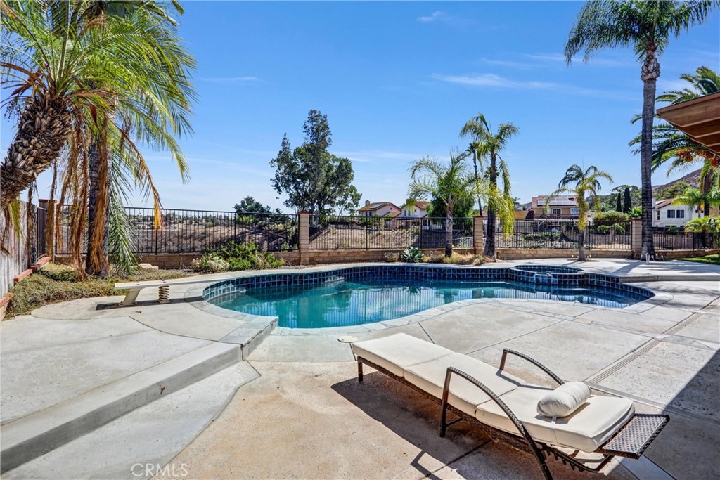 17102 Whispering Brook Property Photo 41