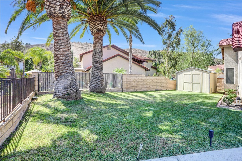 17102 Whispering Brook Property Photo 44