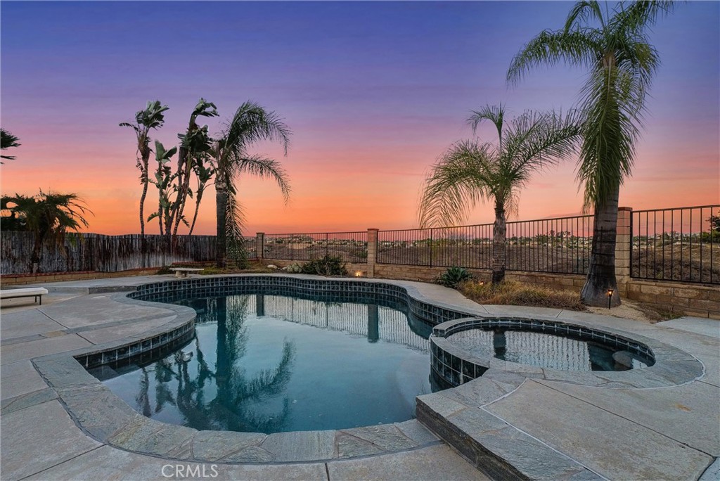 17102 Whispering Brook Property Photo 53