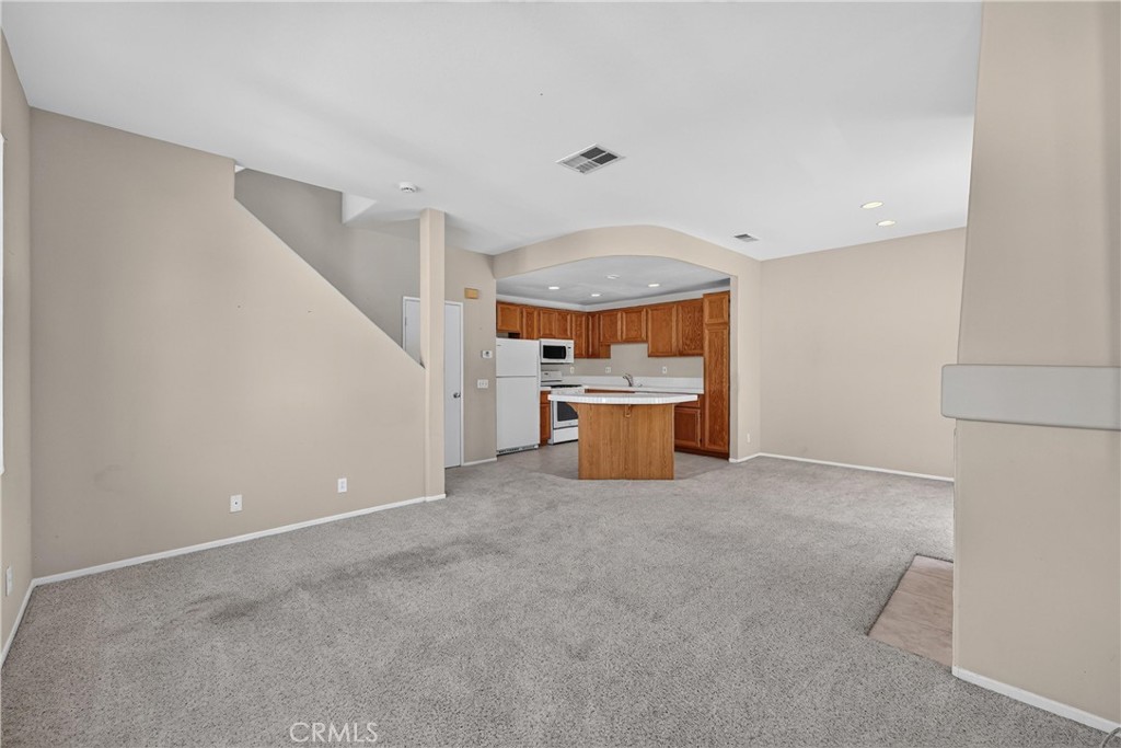 42 Sagebrush Property Photo 11