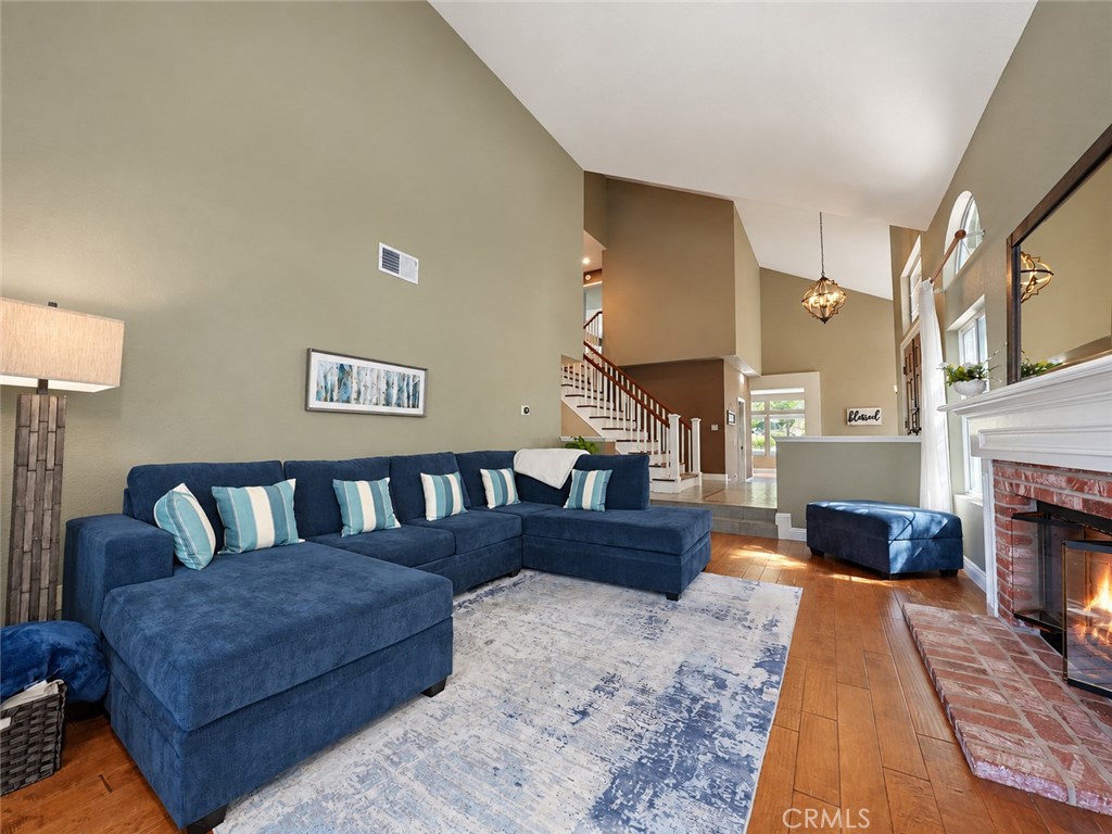25652 Nottingham Court Property Photo 7