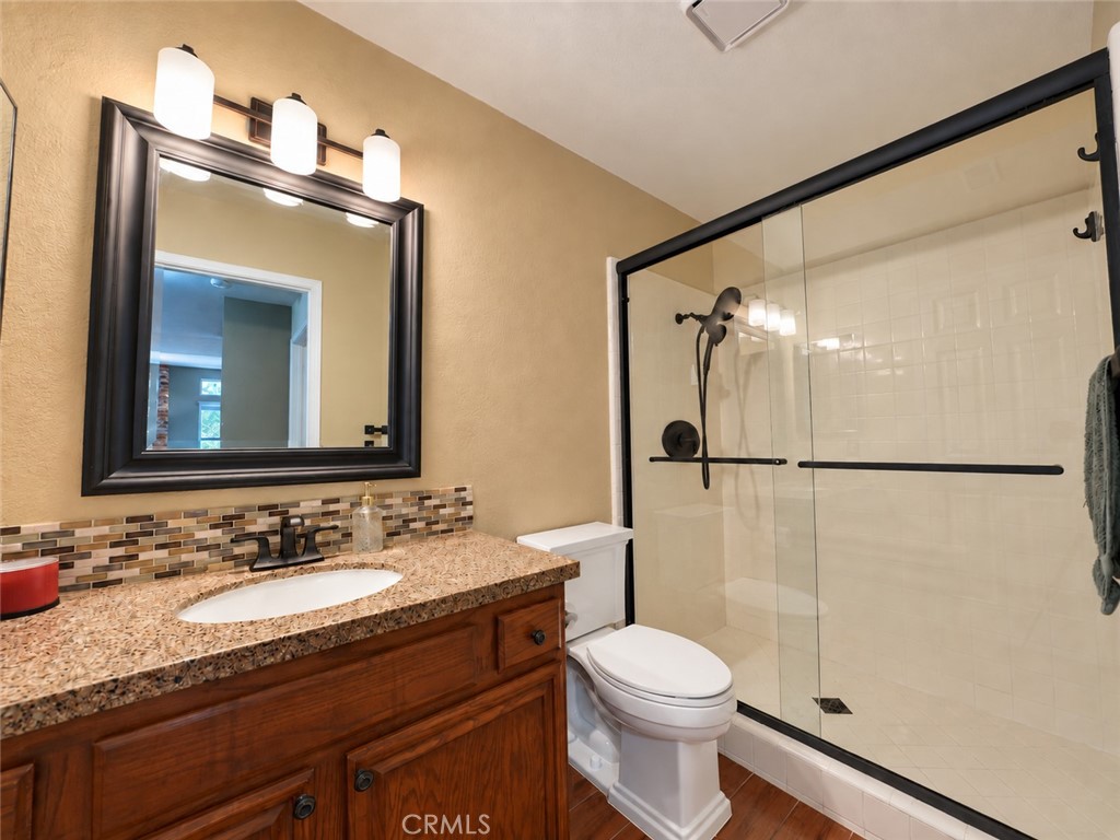 25652 Nottingham Court Property Photo 15