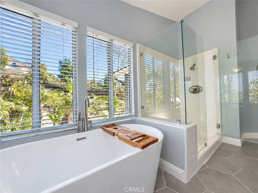 25652 Nottingham Court Property Photo 21