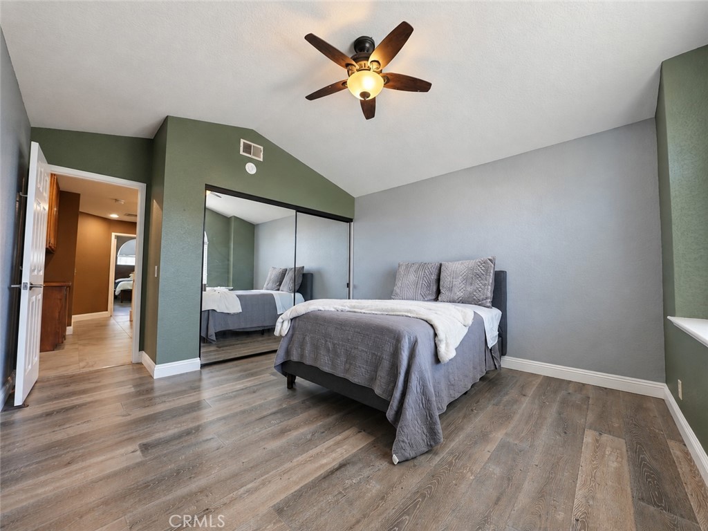 25652 Nottingham Court Property Photo 28