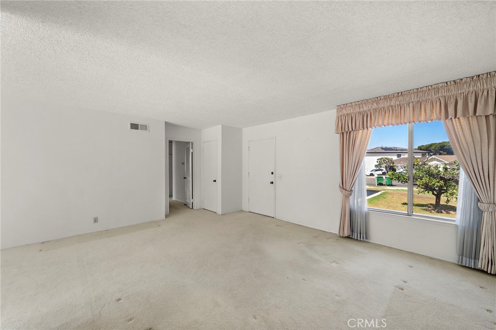 4862 Redbluff Circle Property Photo 7