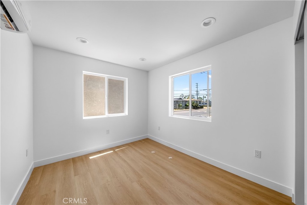 776 W Wilson Street Property Photo 12