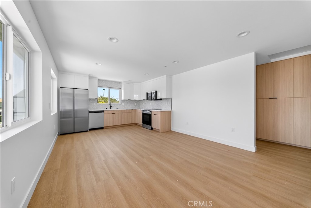 776 W Wilson Street Property Photo 22