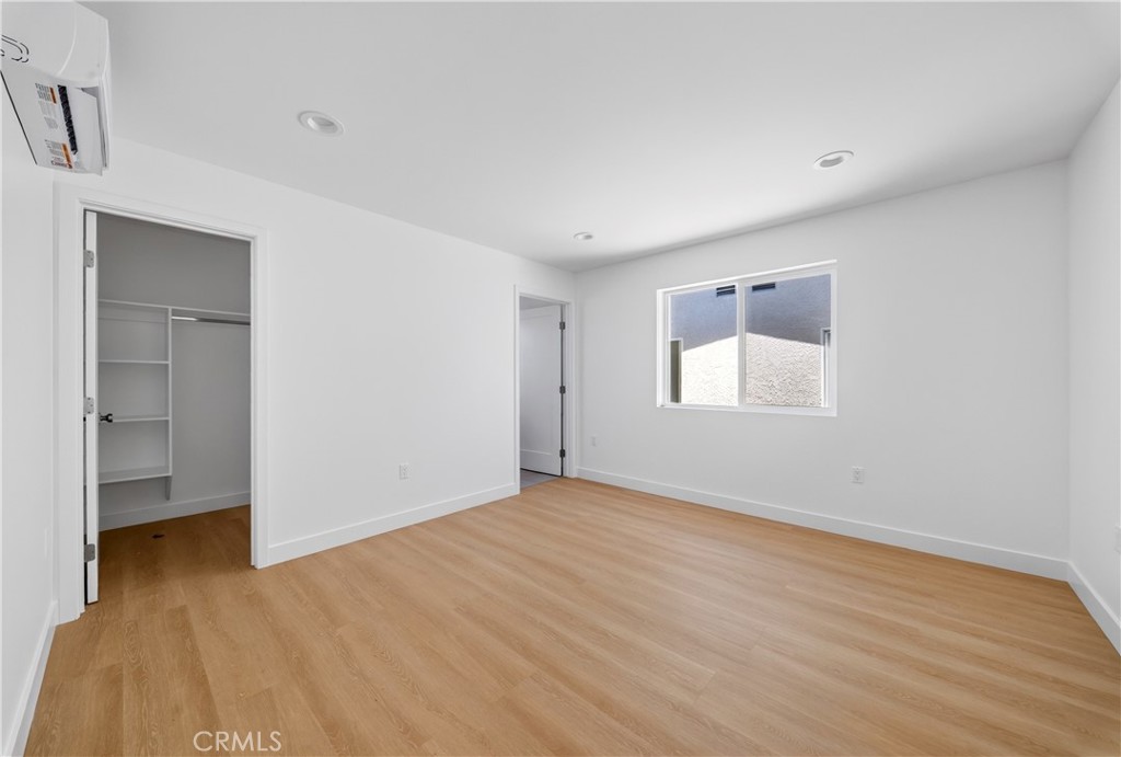 776 W Wilson Street Property Photo 26
