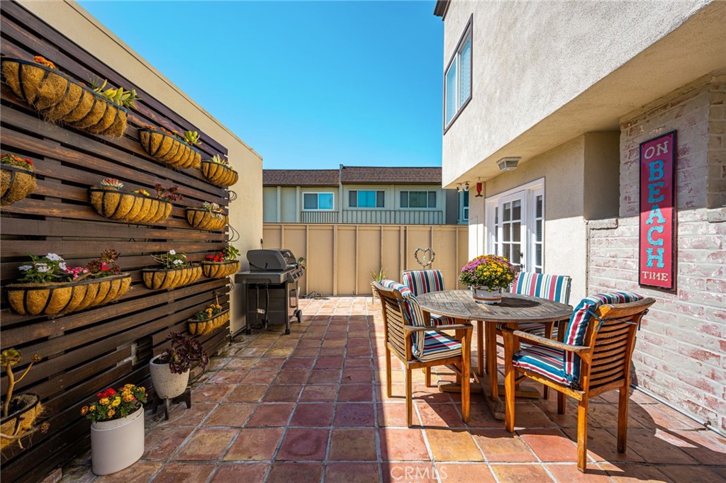 9921 Barranca Circle Property Photo 29