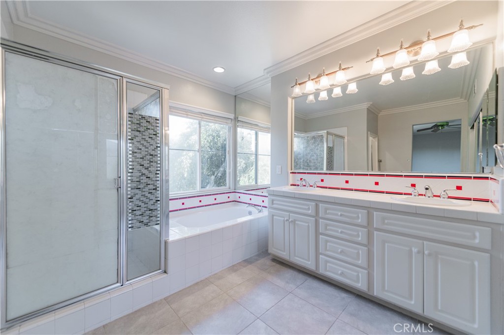 28 Festivo Property Photo 32