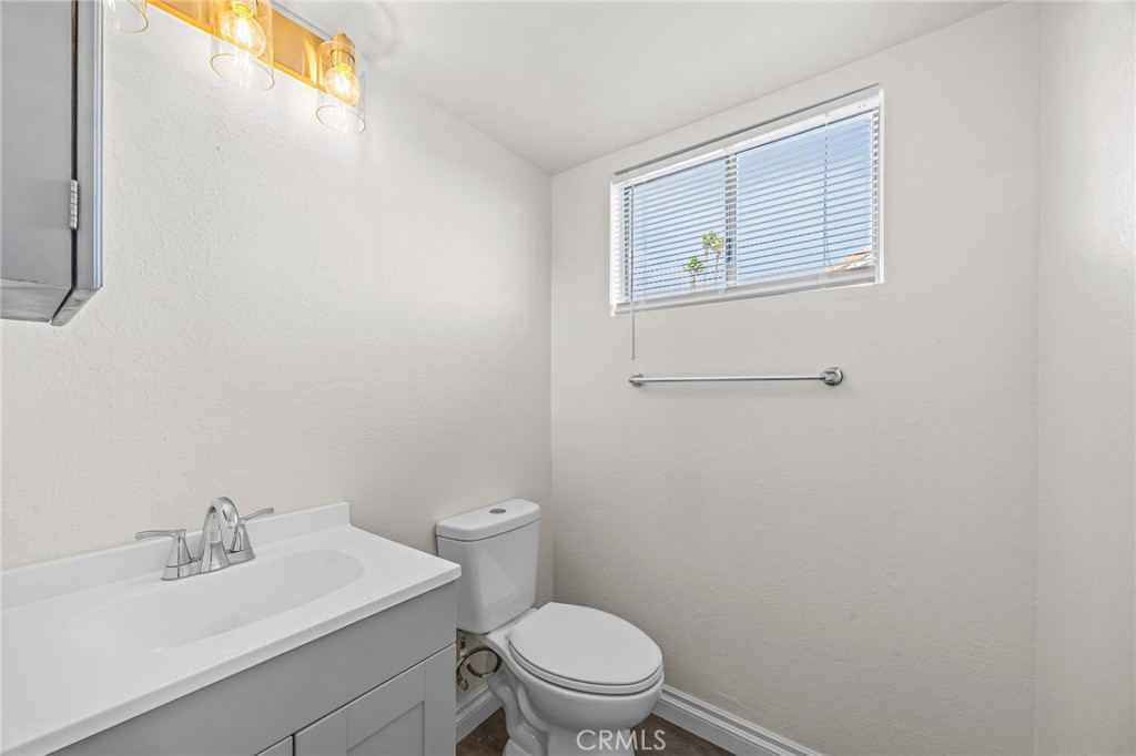 32970 Winnepeg Pl Property Photo 16
