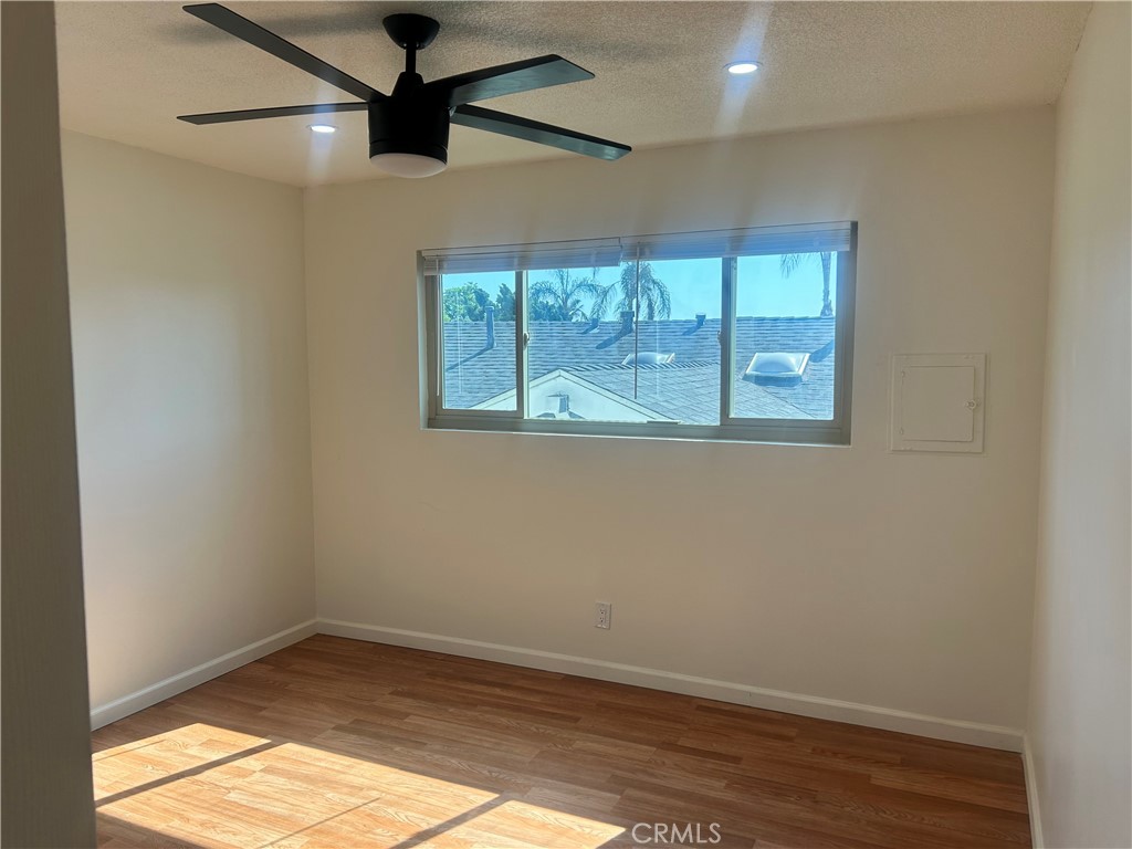 737 E 5th 10 Property Photo 5