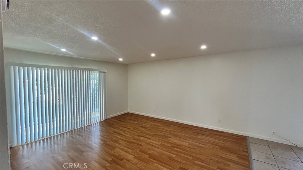 737 E 5th 10 Property Photo 11