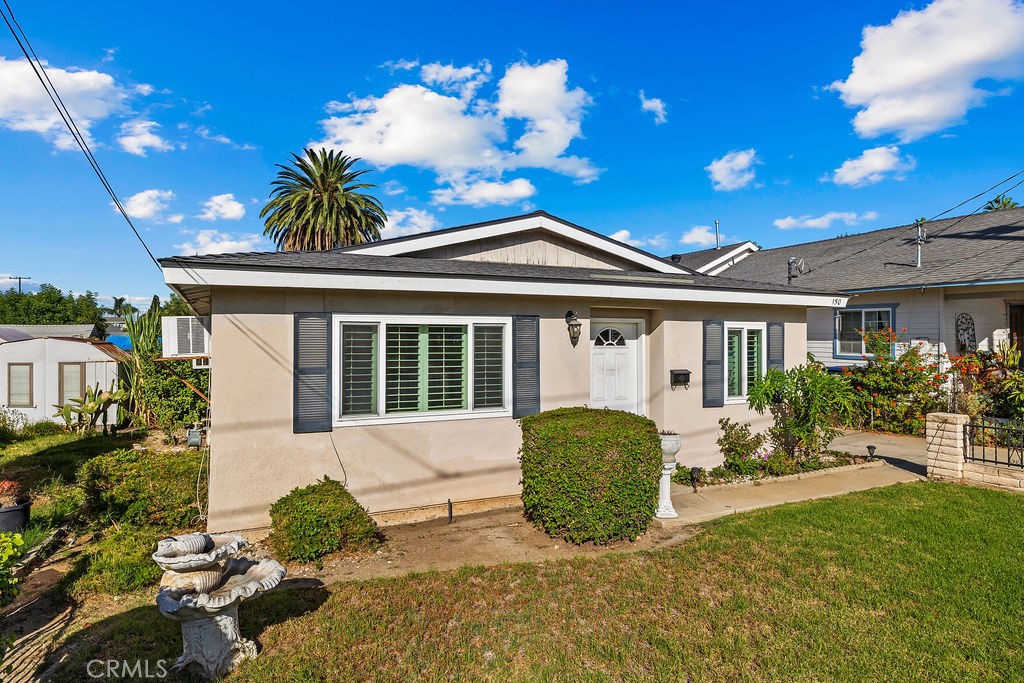 150 S Park Property Photo 2