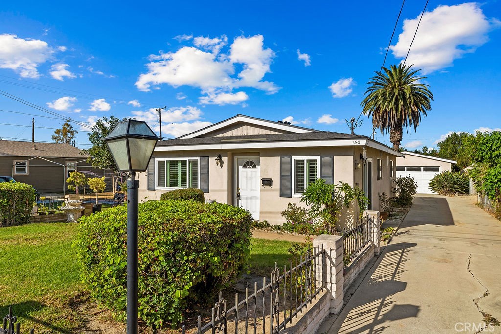 150 S Park Property Photo 3