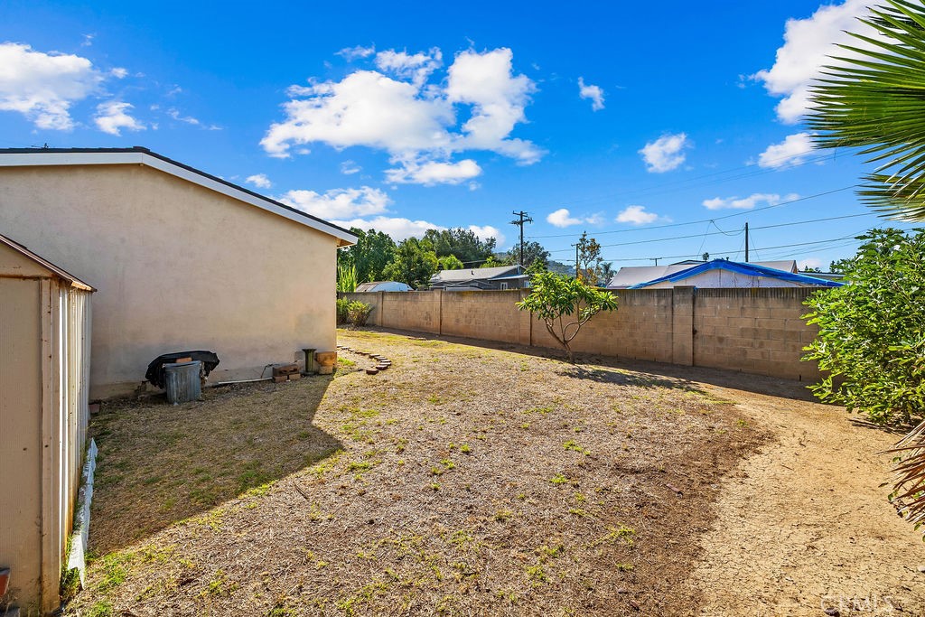 150 S Park Property Photo 7