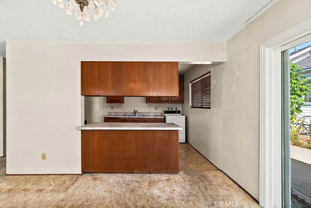 150 S Park Property Photo 13