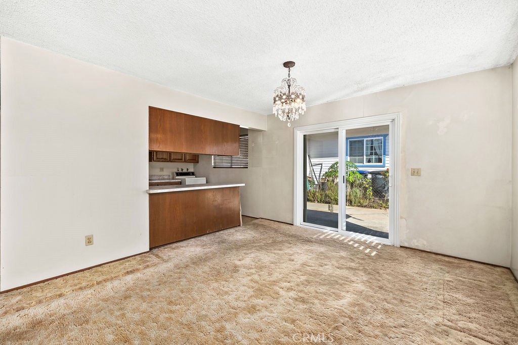 150 S Park Property Photo 17