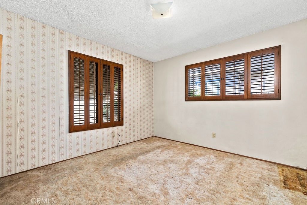 150 S Park Property Photo 20