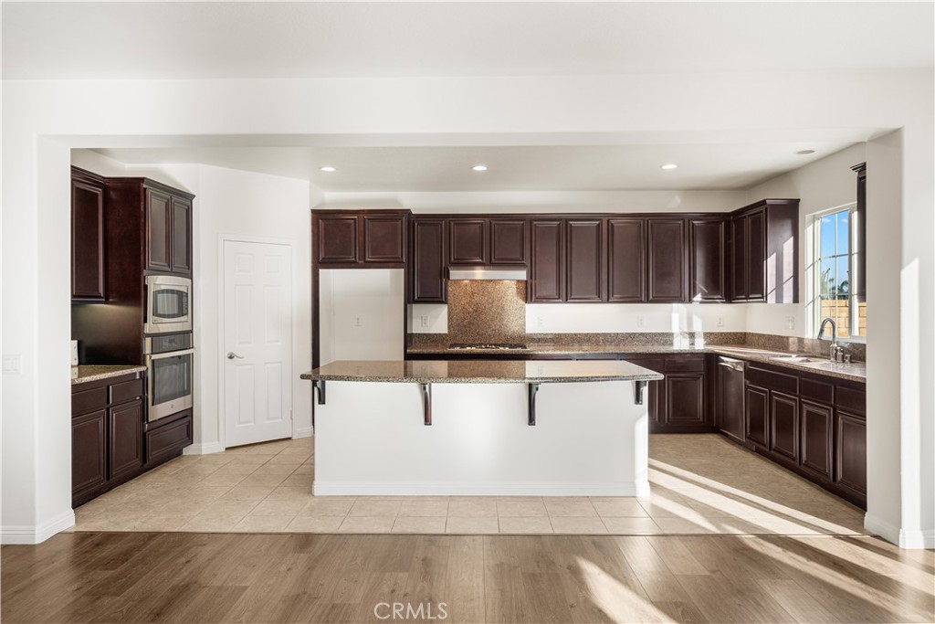 7539 Sanctuary Drive Property Photo 15