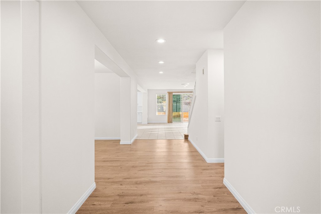 7525 Sanctuary Drive Property Photo 4