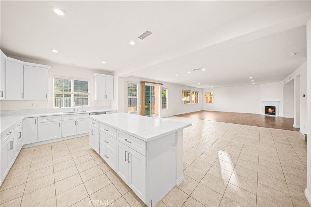 7525 Sanctuary Drive Property Photo 15