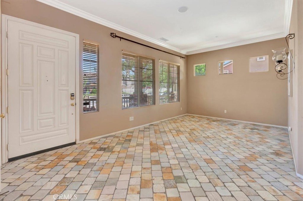 3352 Pedley Avenue Property Photo 3