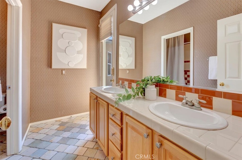 3352 Pedley Avenue Property Photo 16