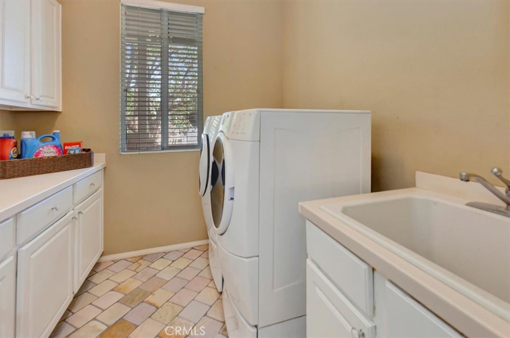 3352 Pedley Avenue Property Photo 20