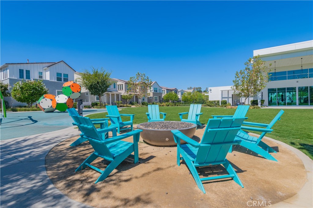 2239 Melogold Way Property Photo 19
