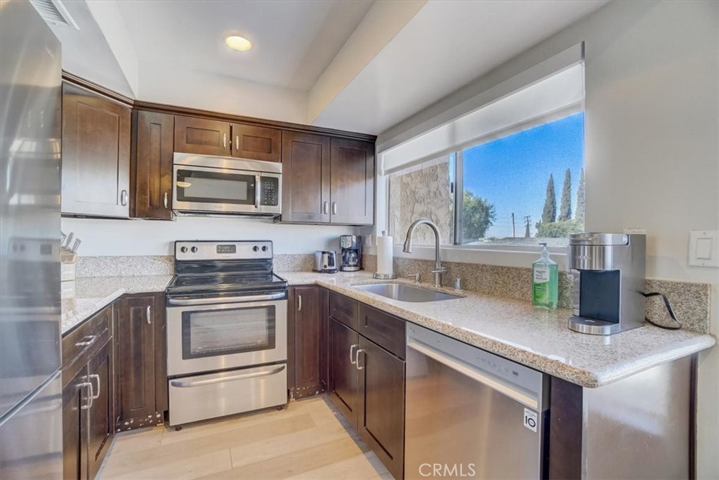 3999 E Santa Ana Canyon Property Photo 8
