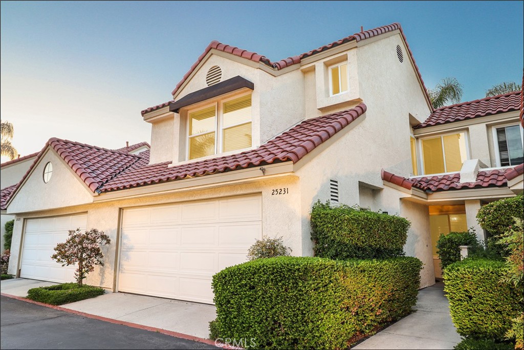 25231 Avenida Pacifica Property Photo 1
