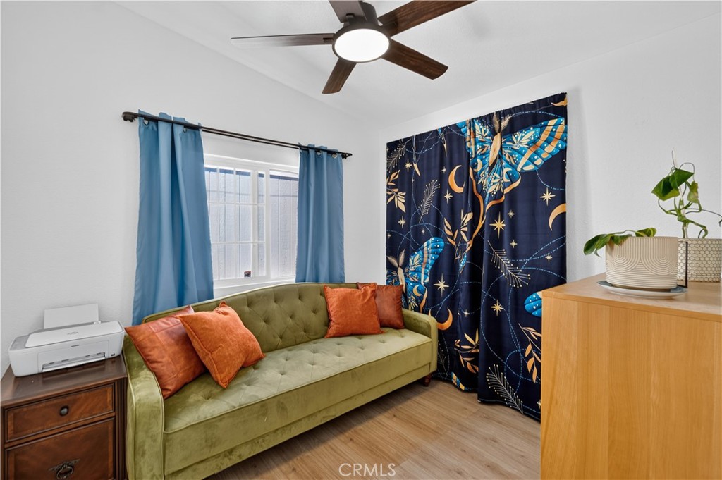 327 W Wilson 74 Property Photo 18