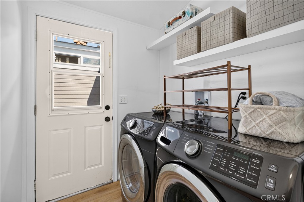 327 W Wilson 74 Property Photo 19