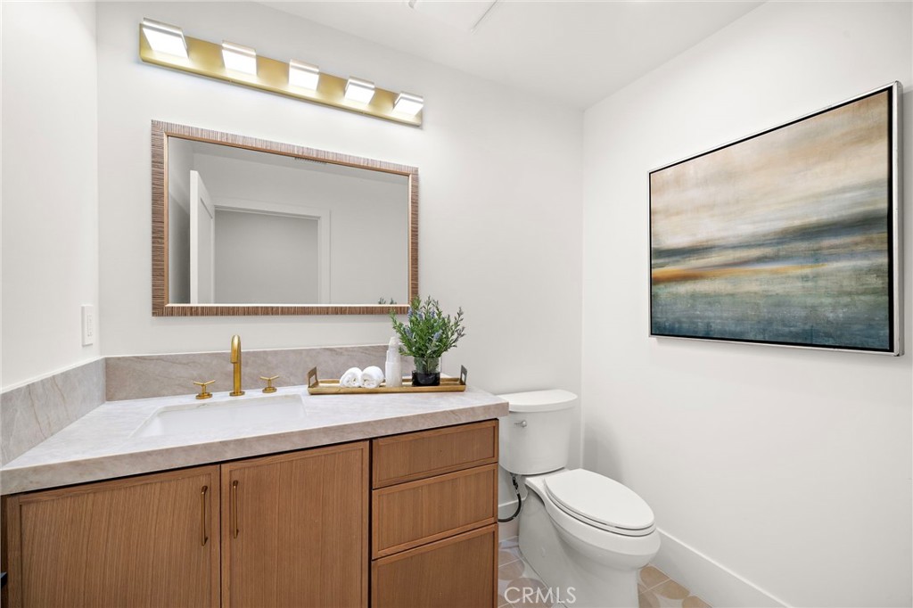 3472 Sagamore Property Photo 28