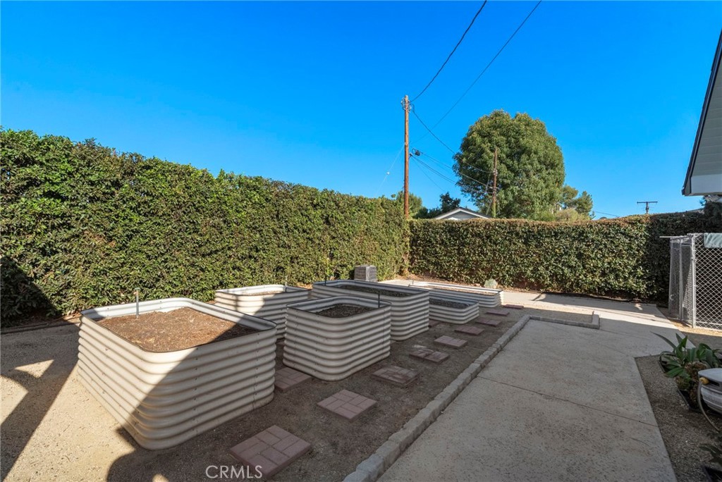 1236 La Colina Property Photo 39