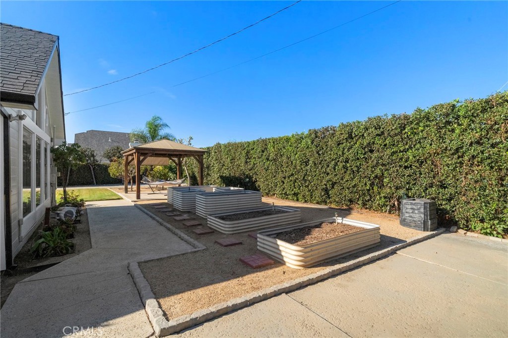 1236 La Colina Property Photo 42